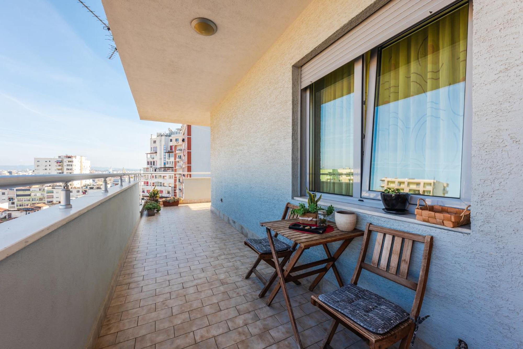 Main Square Apartment Дуррес Экстерьер фото